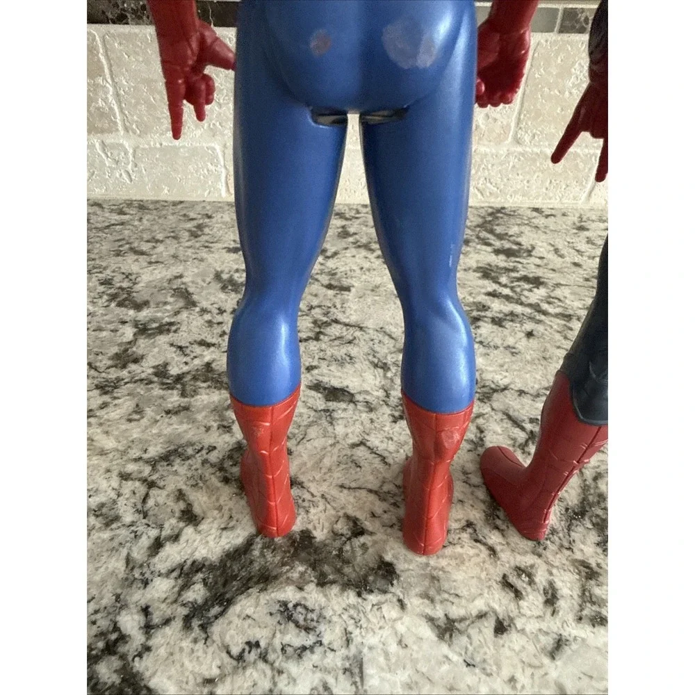 Marvel Avengers Titan Hero Lot  Iron Spider Man & Spider Man 12